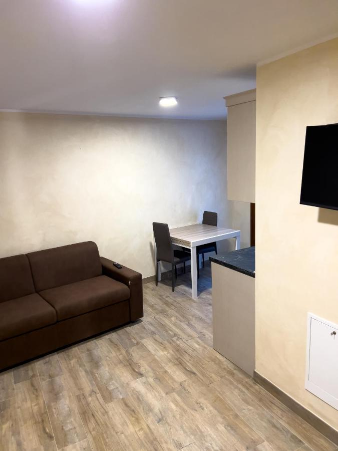 Aparthotel El Rocol Vezza dʼOglio Exterior foto